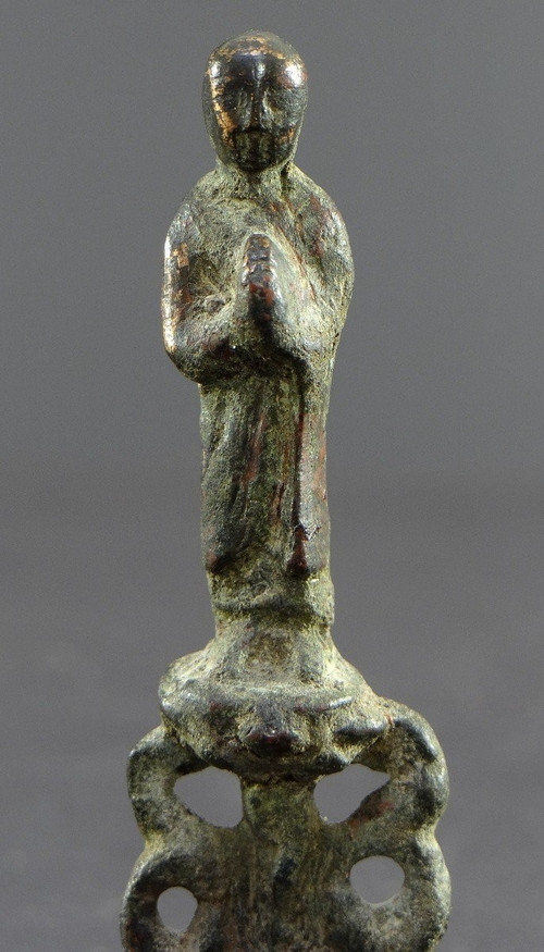 China, Zeit der Tang-Dynastie (618-907), seltene Miniatur-Bronzestatue eines buddhistischen Mönchs.