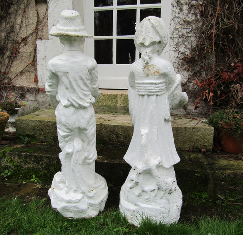 Garden statues