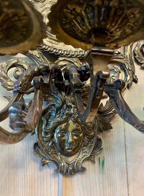 Paire d’appliques à bougeoirs de style Louis XIV, XIXe siècle 