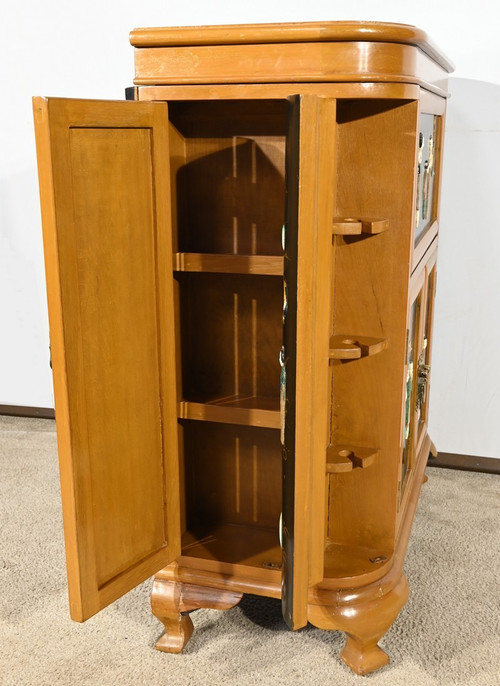 Asian lacquered wood liquor cabinet, China - 1950