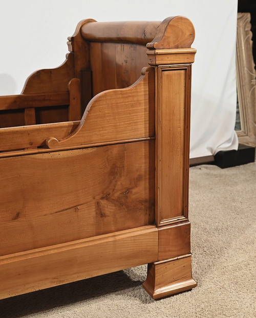 Small Rolling crib in cherry wood - 1900