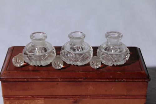 Leather box with 3 so-called “scent” crystal bottles from the 19th century