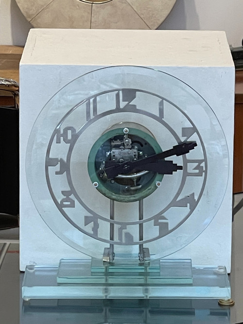 Magnificent transparent electric clock in ATO glass, Art Deco, France, Circa 1930