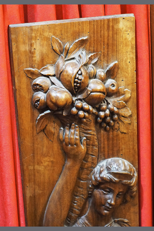 CORNE D'ABONDANCE, bas relief en bois