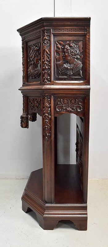  Solid walnut cabinet, Gothic taste - Renaissance - Late 19th century