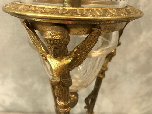 beautiful 19th century oil lamp in bronze and crystal