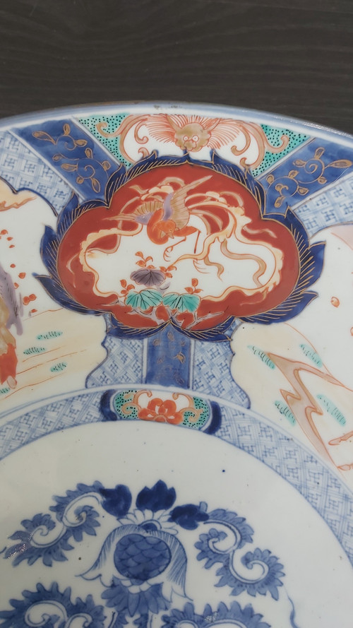 Rare large 19th century Imari dish