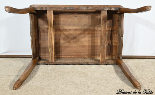 Walnut and cherry wood bureau table, Louis XV style - Early 19th century