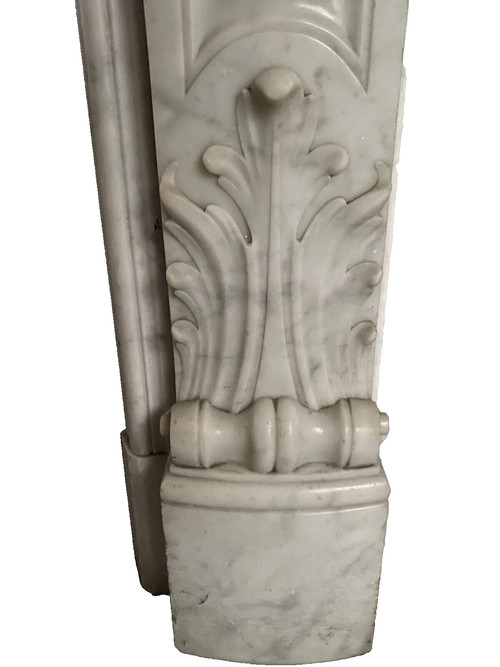 Louis XV style mantel in white Carrara marble XIX century