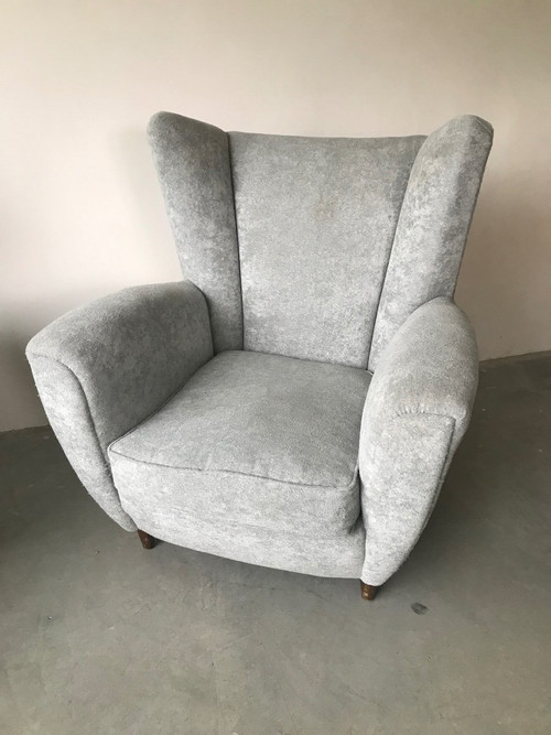 Pair of Italian armchairs in the style of Jean Royère in pearl gray velvet.