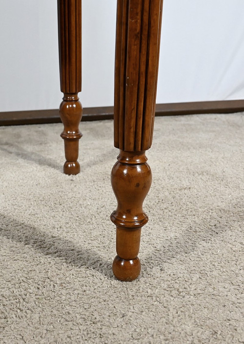 Small Mahogany Desk, Louis-Philippe style – 2nd half of the 19th century