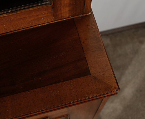 Narrow Two-body Mahogany Bookcase, England, Georgian period – 1st half of the 19th century