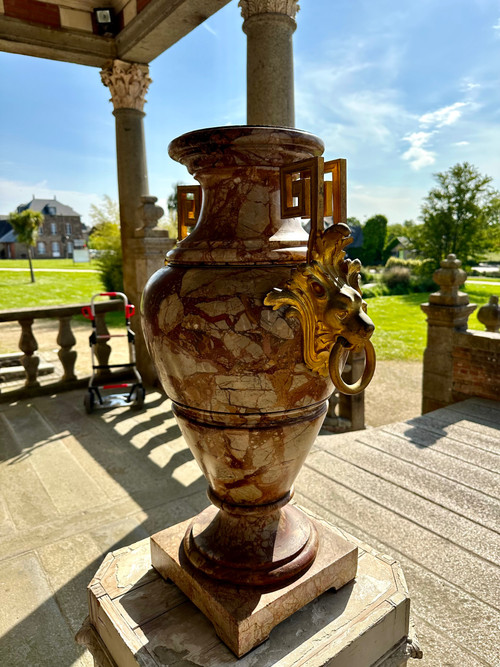 Important marble and gilded bronze vase from the 19th century