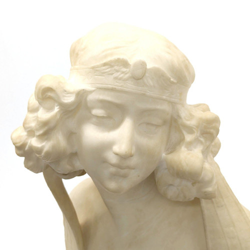 Bust Of Young Oriental Art Nouveau Woman In Alabaster Circa 1900