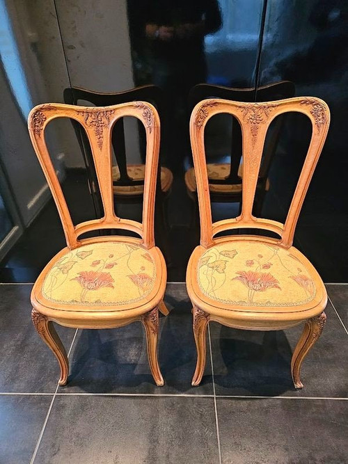 Pair of Art Nouveau chairs School of Nancy "Glycine"