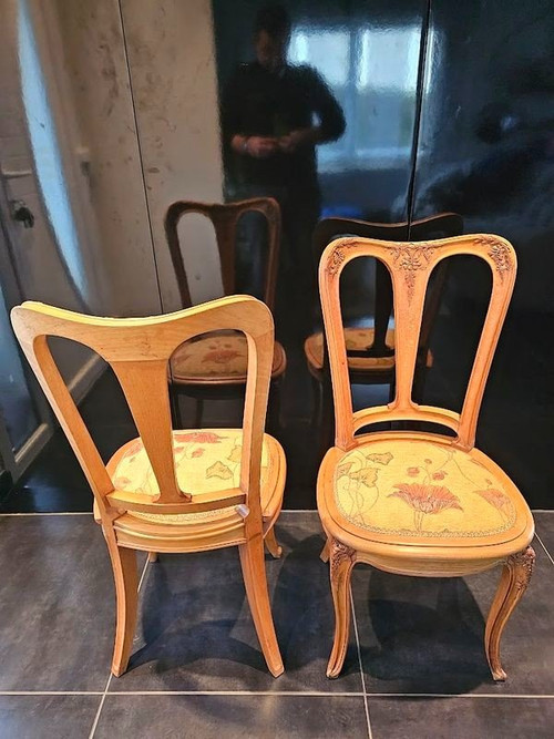 Pair of Art Nouveau chairs School of Nancy "Glycine"