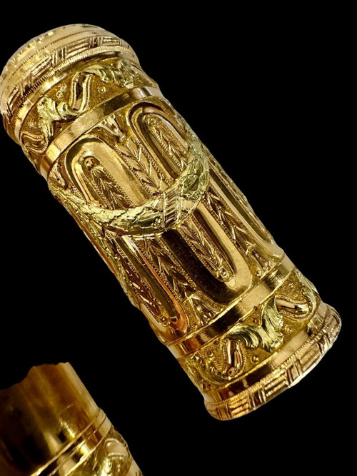 Goldenes Wachsgehäuse aus der Zeit Louis XVI, Paris 1774-1780