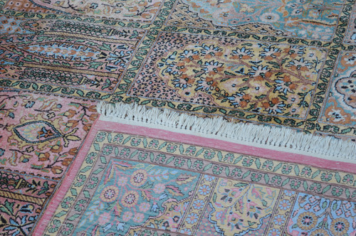 Kashmir carpet