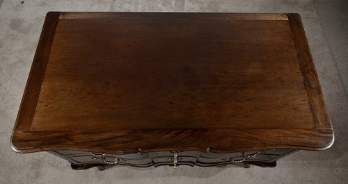 Sauteuse Commode in Amaranth and Mahogany, Louis XV – 18th Century