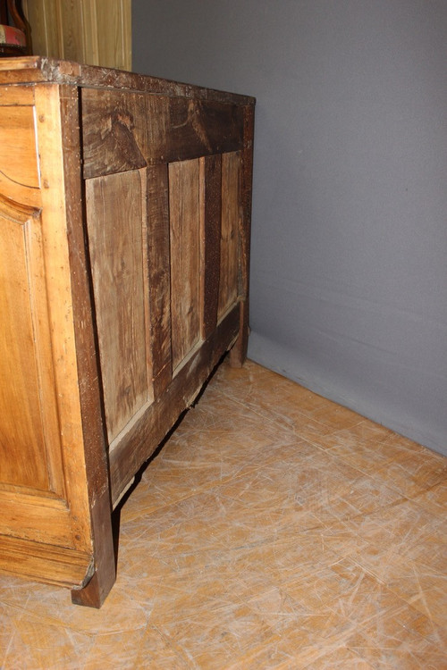 Louis XIV sideboard in 18th century walnut