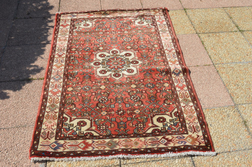 Iranian carpet (Amadan)