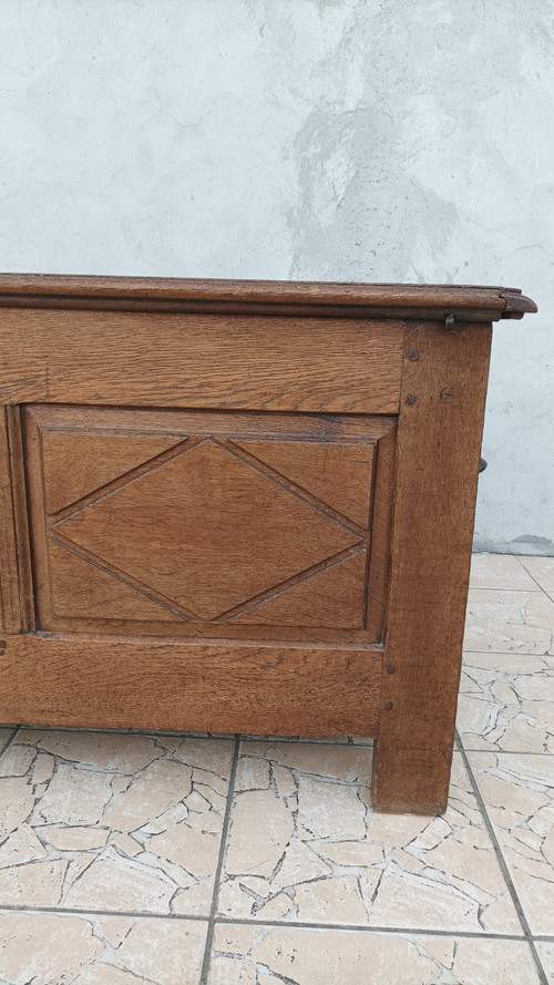 Louis XIII oak chest