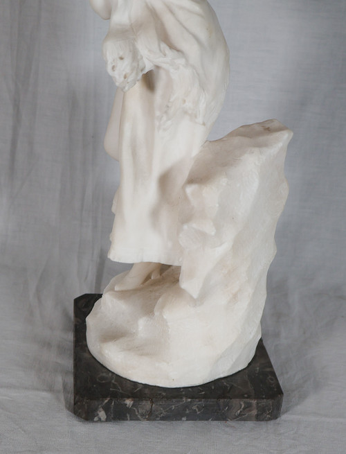 Alabaster Sculpture "la Frileuse" Signed A. Del Perugia (XIX-XX)