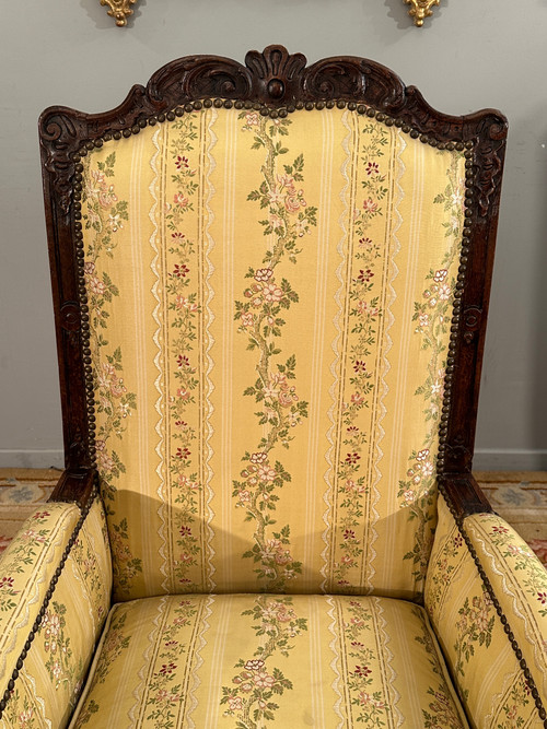 Important Bergère In Walnut From The Regency Period Circa 1720