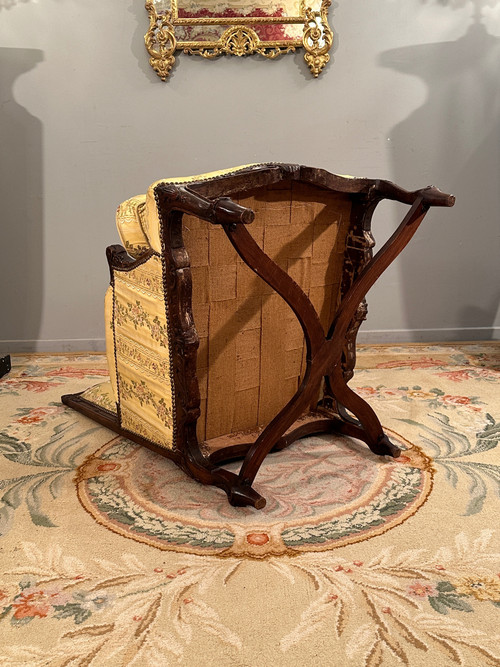 Important Bergère In Walnut From The Regency Period Circa 1720