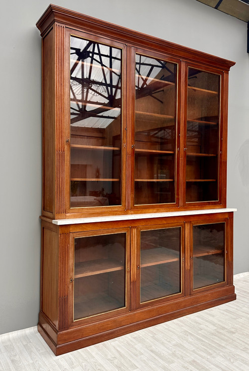 Important Louis XVI Period Mahogany Chateau Bookcase circa 1780