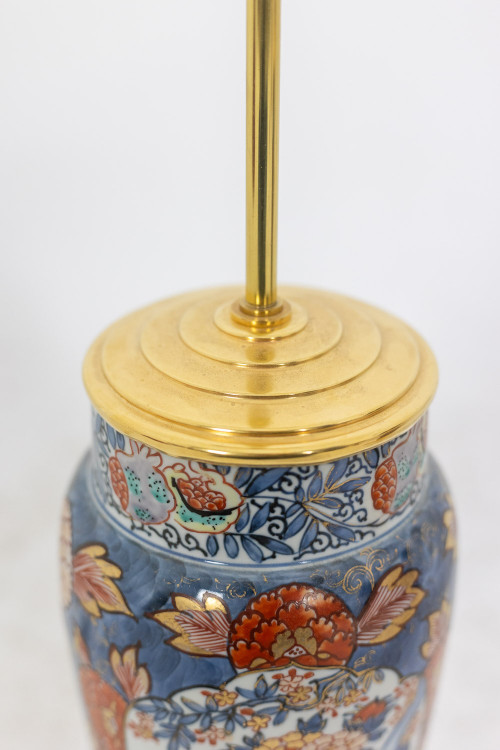 Coppia di lampade in porcellana Imari e bronzo dorato. 1880 circa.