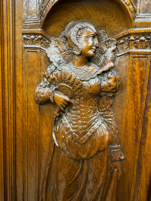 TWO-BODY CARVED RENAISSANCE BUFFET