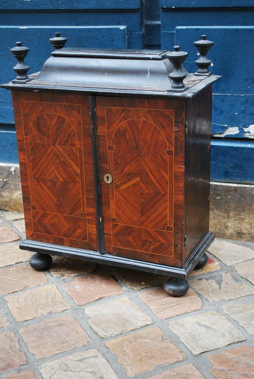 17th century Flanders cabinet