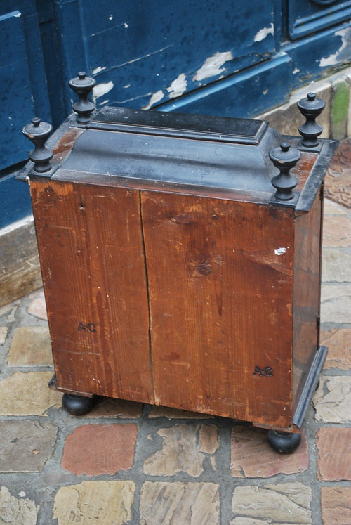 17th century Flanders cabinet