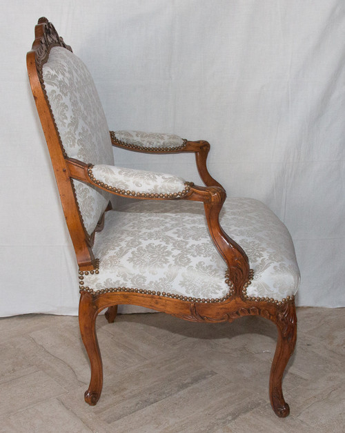 Fauteuil à Dossier Plat Estampillé époque Louis XV