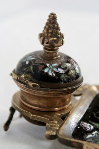  Small bronze and enamel inkwell, Napoleon III period - 19th century