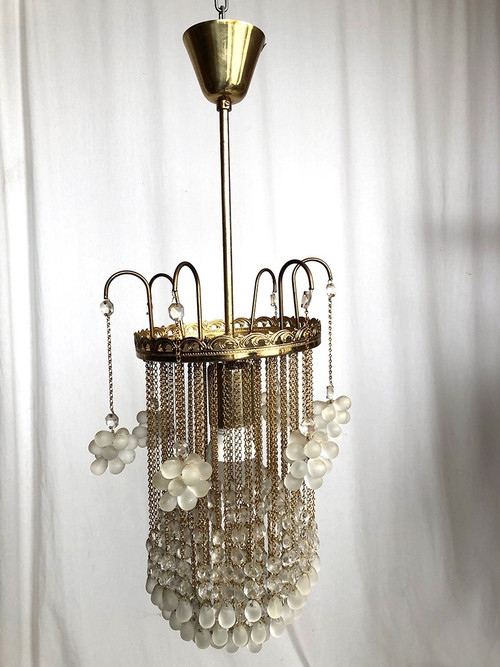 Suspension in Bohemian crystal pendants in the shape of clusters