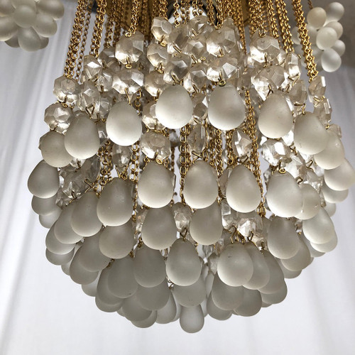 Suspension in Bohemian crystal pendants in the shape of clusters