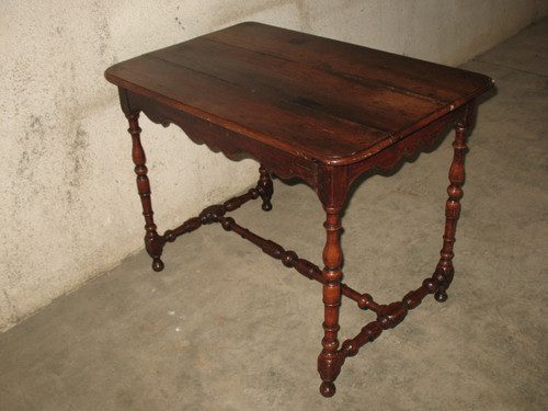 Lady's desk writing table in walnut with 1 drawer in belt Louis XIV period early 18th flag