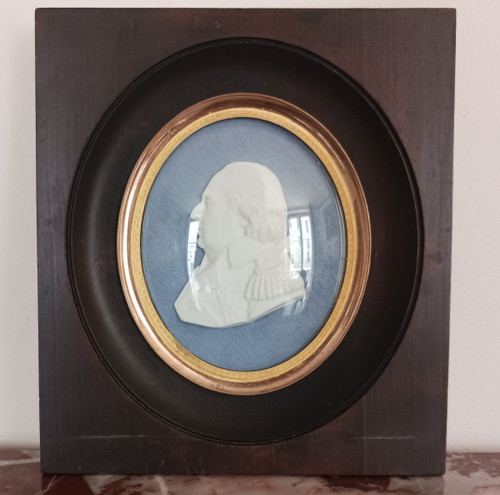 Royal Manufacture of Sèvres - biscuit portrait of Louis XVIII - Restoration period