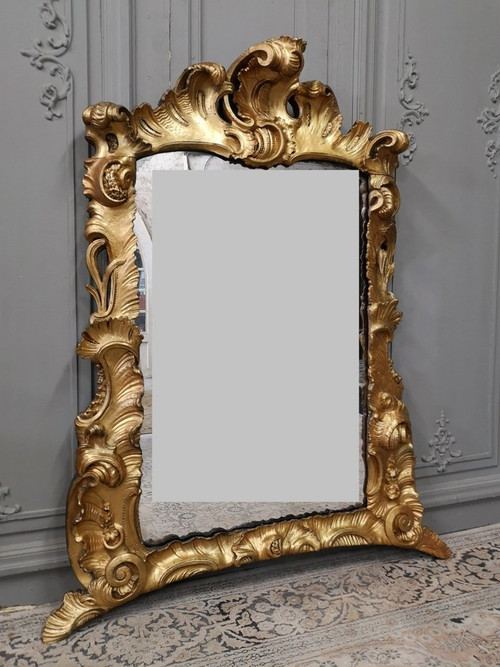 Louis XV period Italian giltwood mirror. Mid 18th century