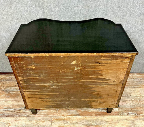 Baroque Louis XV period chest of drawers in blackened wood and marquetry circa 1750