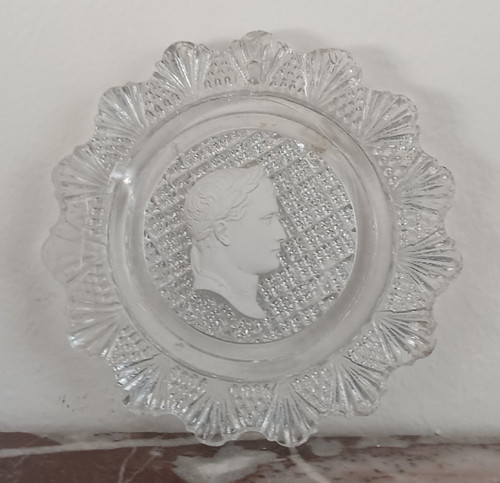 Baccarat - Kristallkeramik mit dem Profil von Napoleon als Cäsar - Sammlung Brouwet - Empire, um 1810