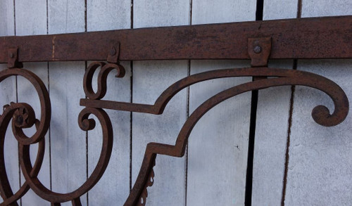 Large Wrought-iron sign-holder gallows. 18th century