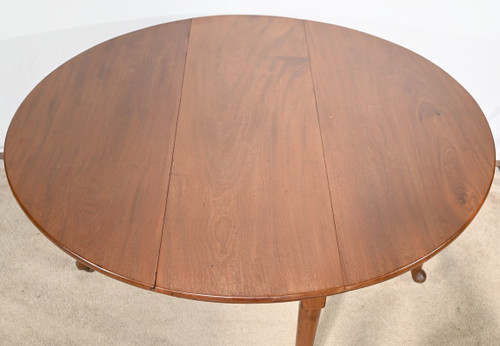 Mahogany oval table with 6 place settings, England - 1st Part 19th century