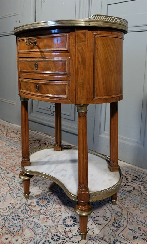 Table Chiffonnière d'époque Louis XVI En Acajou