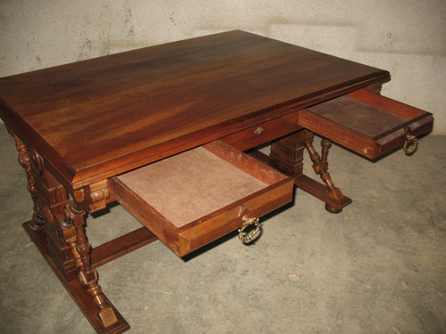 Flat desk in solid blond walnut 19th century Haute Epoque style