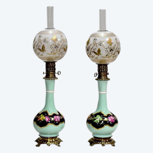 Pair of electrified oil lamps - 19th century