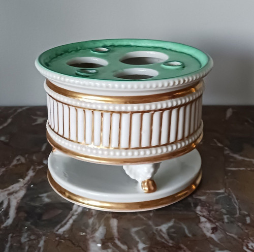 Paris, Empire period, Restoration - superb inkwell and circular tripod penholder - porcelain