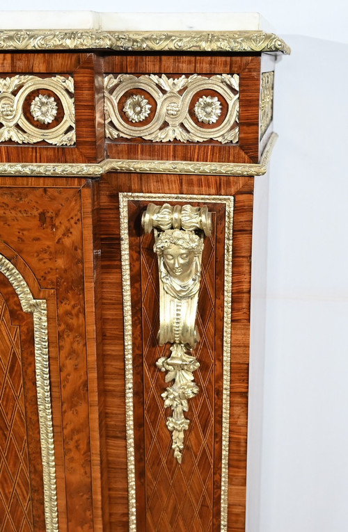 Precious Wood Entre-deux cabinet, Napoleon III period - Mid-19th century